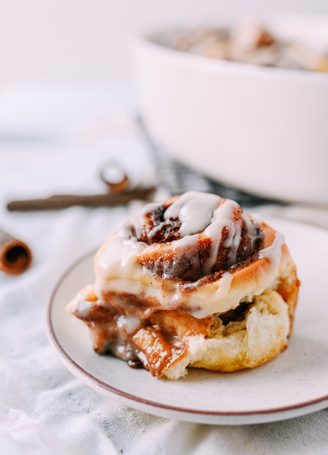 The Ultimate Fluffy Cinnamon Rolls: Bakery Taste at Home